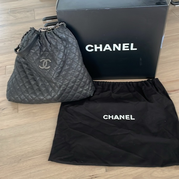 Chanel Shoulder Bag Quilted Caviar Leather woven in leather chain one strap - Picture 9 of 16